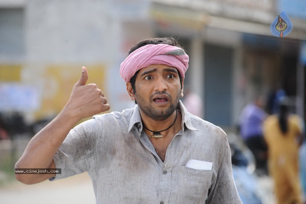 Naan Ee Tamil Movie Stills - 1 / 9 photos