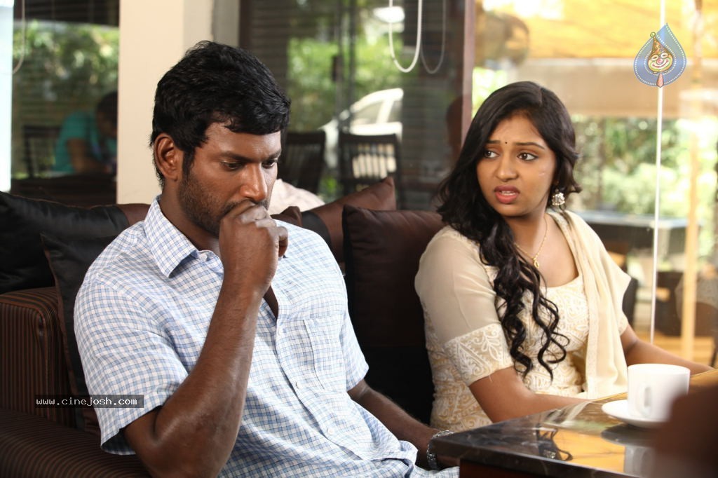 Naan Sigappu Manithan Tamil Movie New Stills - 6 / 33 photos