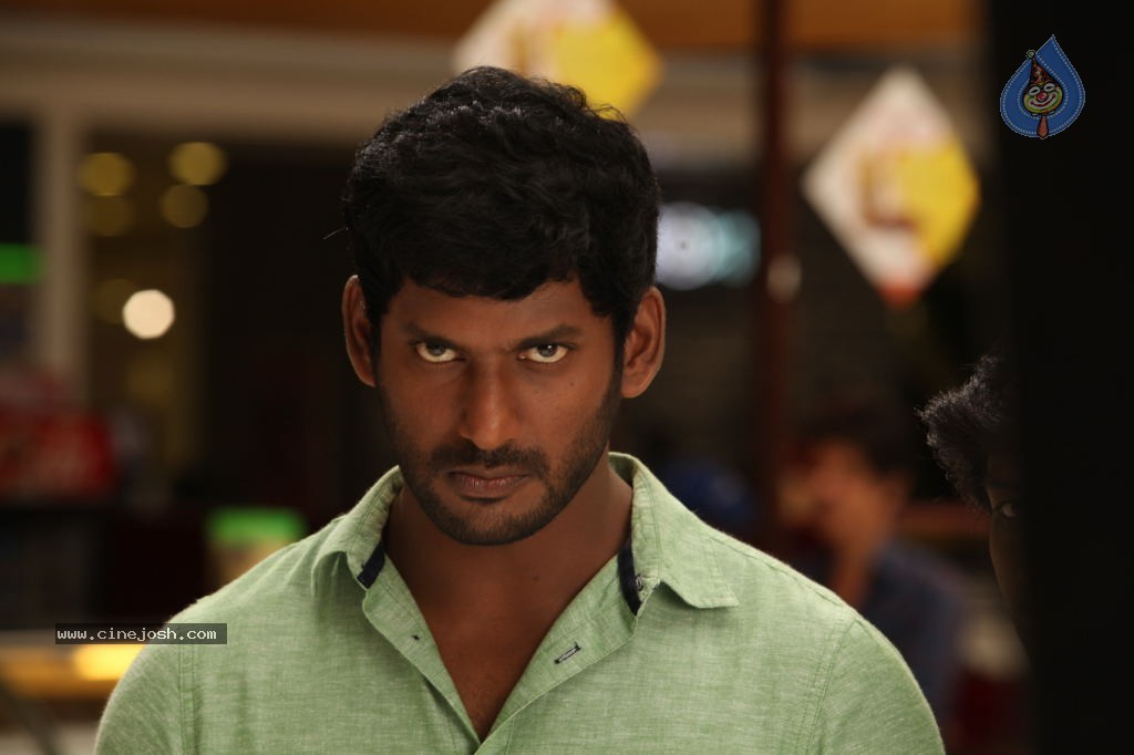 Naan Sigappu Manithan Tamil Movie New Stills - 17 / 33 photos