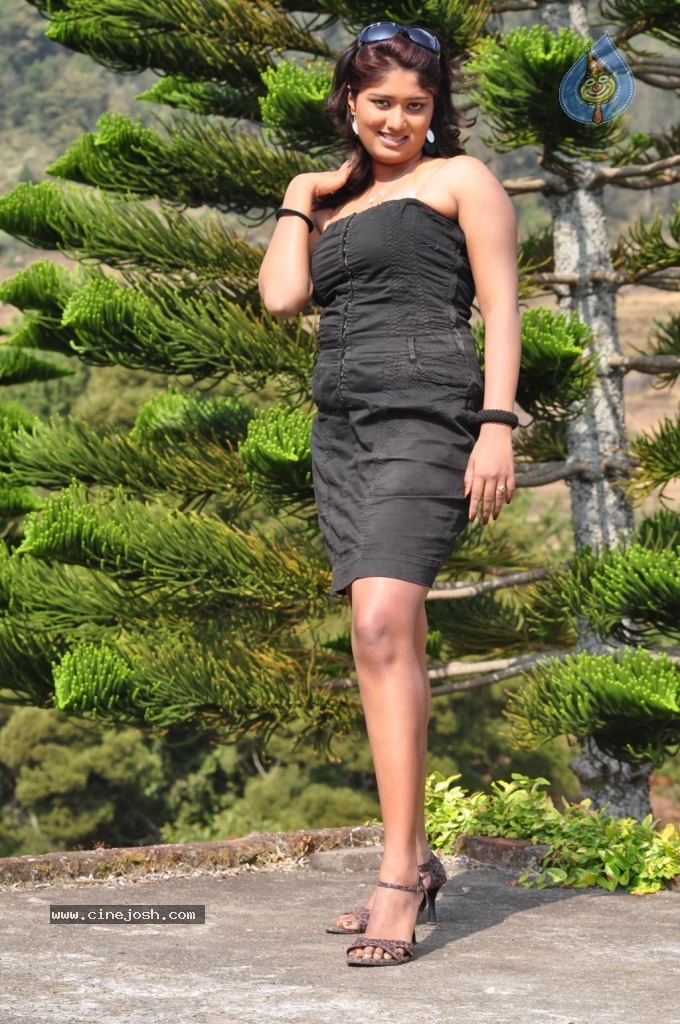 Naangaam Tamilan Tamil Movie Hot Stills - 1 / 78 photos