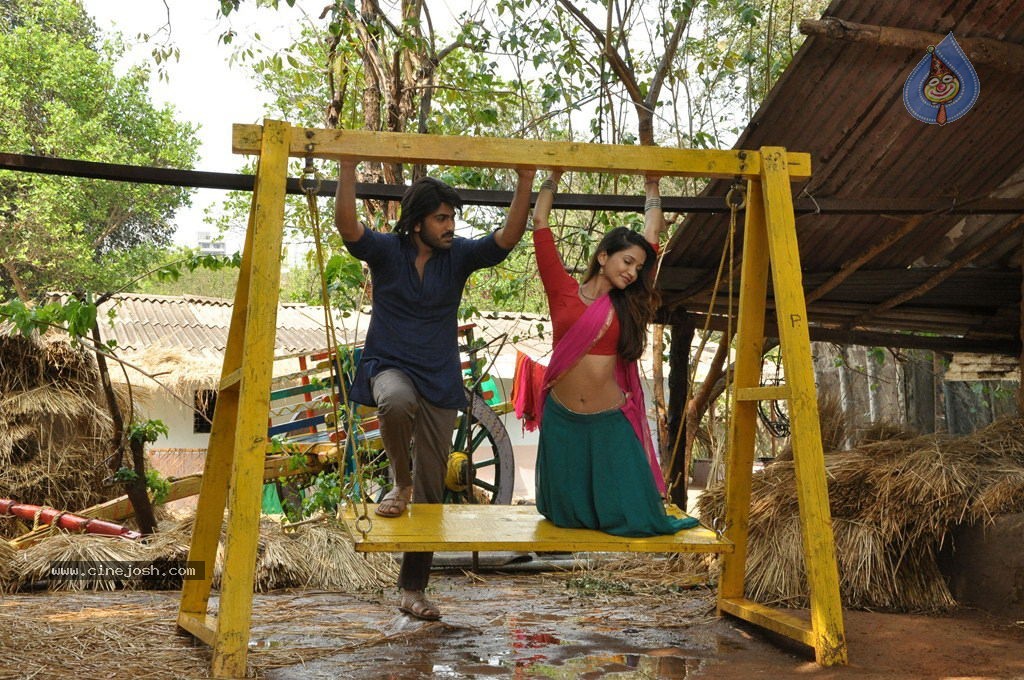 Naanthan Da Tamil Movie Hot Stills - 53 / 63 photos