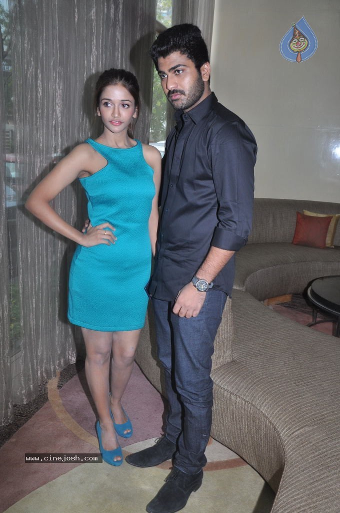 Naanthan Da Tamil Movie Hot Stills - 55 / 63 photos
