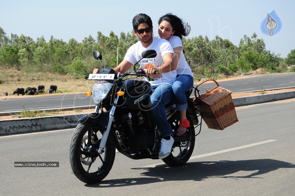 Exclusive Naga Chaitanya New Movie Photos - 8 / 10 photos