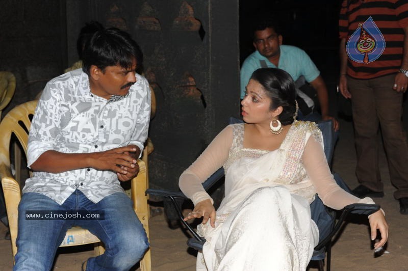 Nagaram Nidrapothunna Vela Movie Stills - 8 / 17 photos
