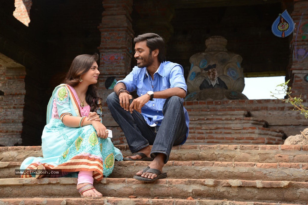Naiyandi Tamil Movie Stills - 8 / 11 photos