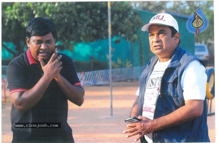Namaste Nesthama Movie Stills - 27 / 42 photos