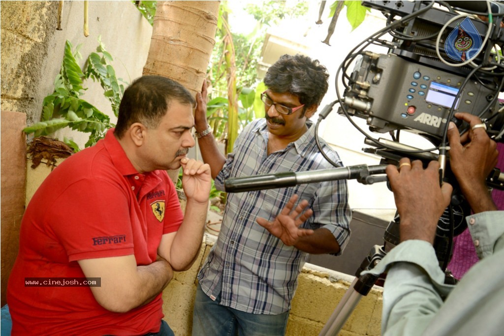 Nambiyaar Tamil Movie New Photos - 10 / 38 photos