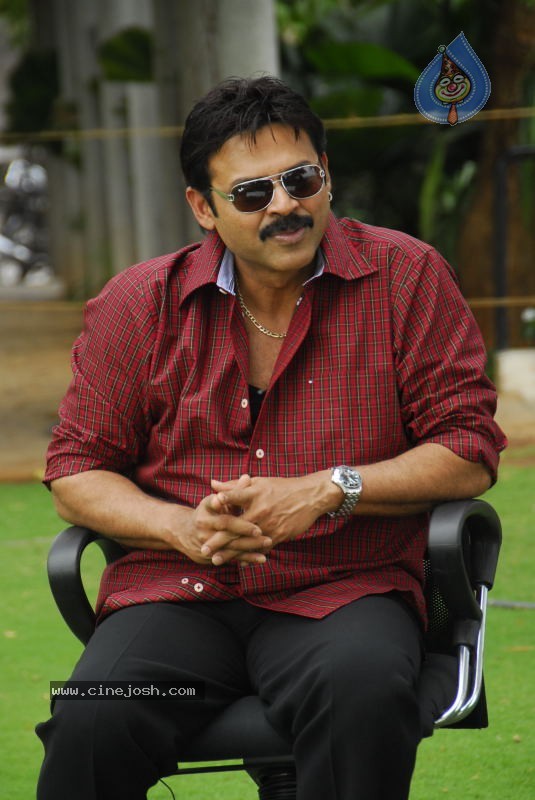 Namovenkatesa Venkatesh Stills - 52 / 98 photos