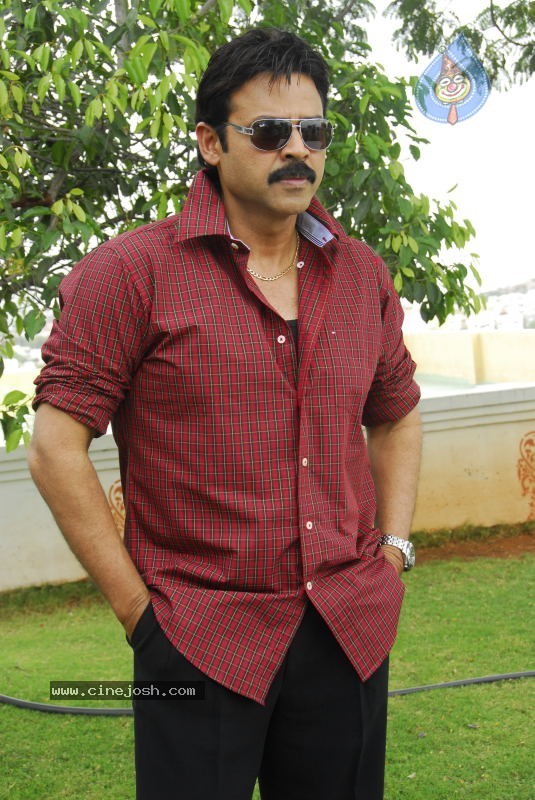 Namovenkatesa Venkatesh Stills - 54 / 98 photos