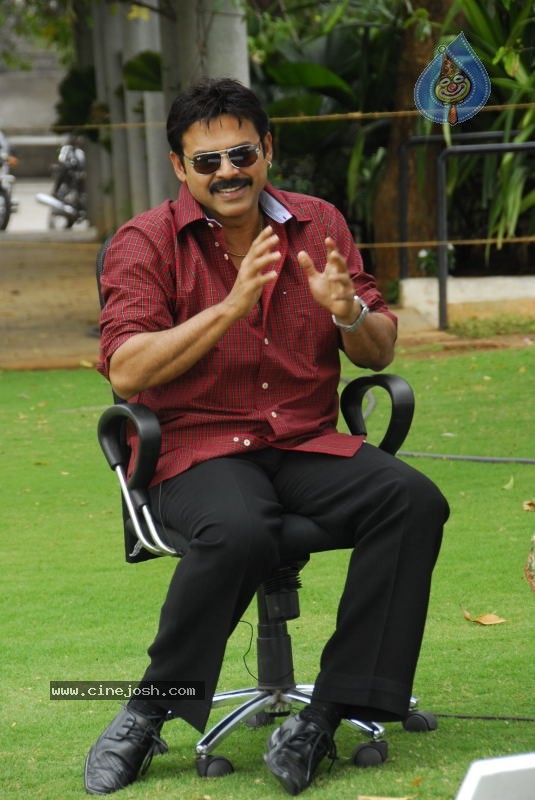 Namovenkatesa Venkatesh Stills - 55 / 98 photos