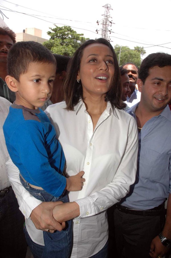 Namrata Shirodkar - 7 / 34 photos