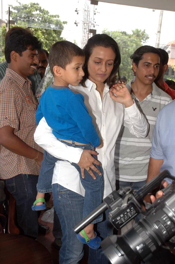Namrata Shirodkar - 9 / 34 photos