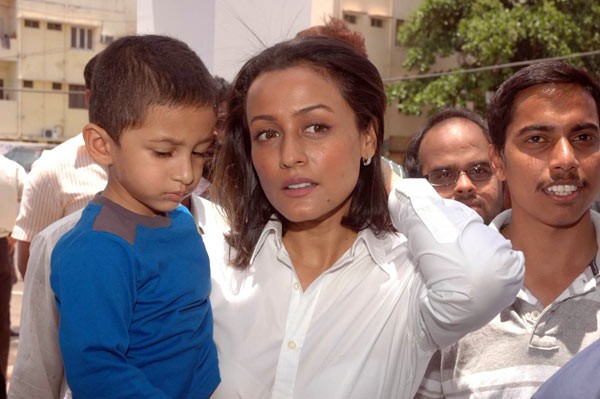 Namrata Shirodkar - 32 / 34 photos
