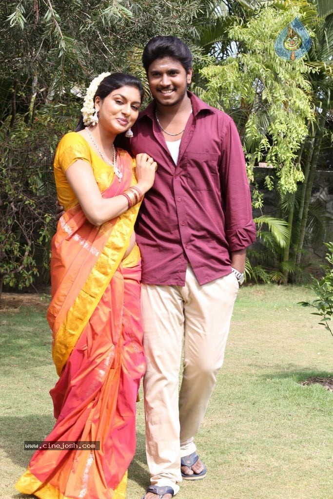 Nanbargal Narpani Mandram Movie Stills - 27 / 30 photos