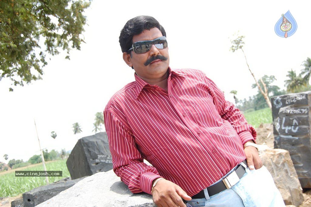 Nandhavana Kiliye Tamil Movie Stills - 31 / 44 photos