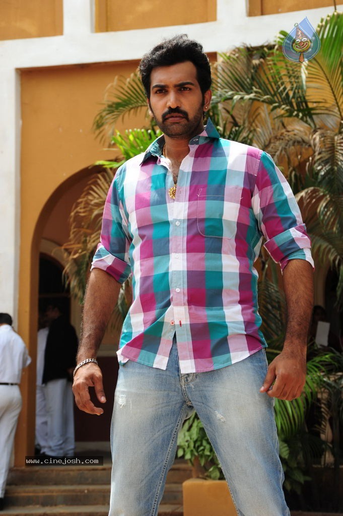 Nandiswarudu Movie Latest Stills - 18 / 33 photos