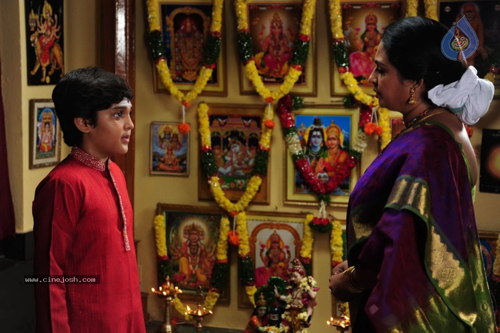Nandiswarudu Movie Latest Stills - 29 / 33 photos