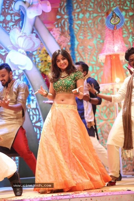 Narthanasala Movie On Location Song Cover Photos - 24 / 30 photos