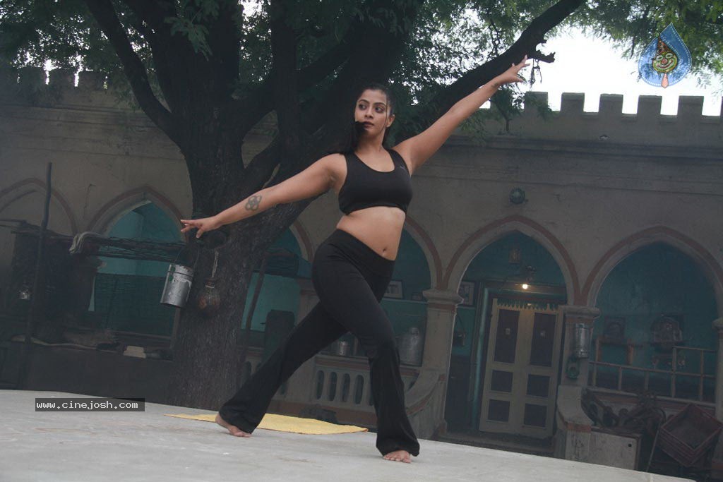 Nataraju Thane Raju Movie Photos - 1 / 40 photos