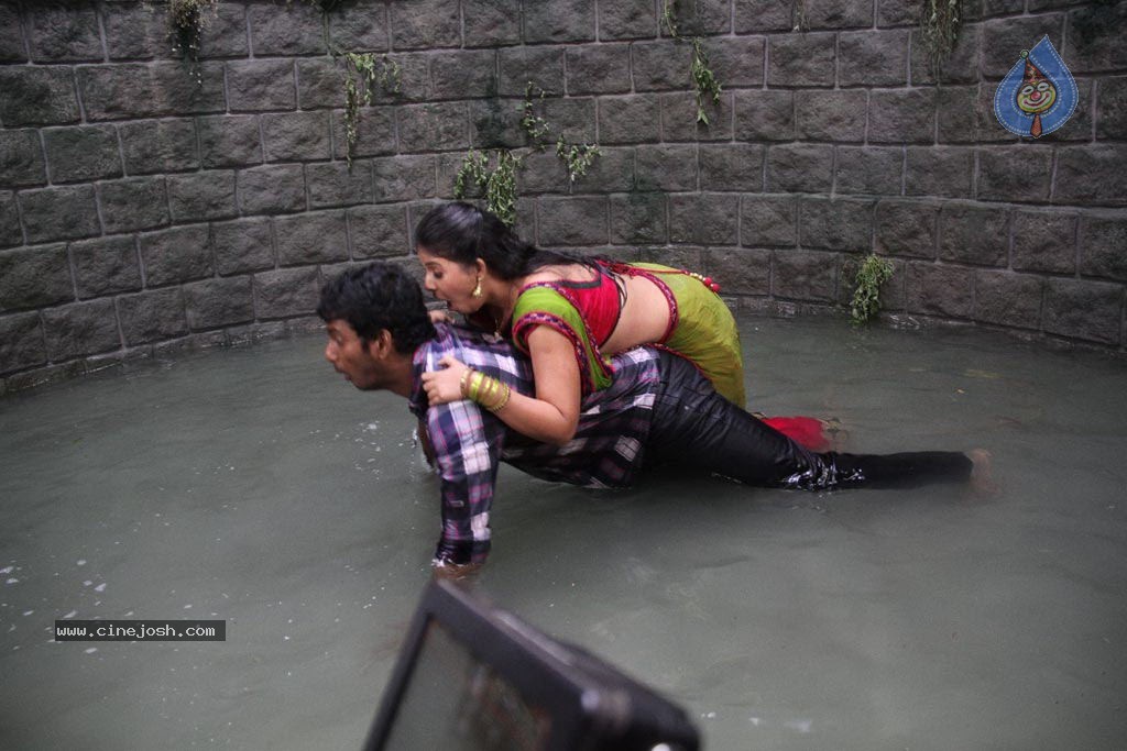 Nataraju Thane Raju Movie Photos - 16 / 40 photos