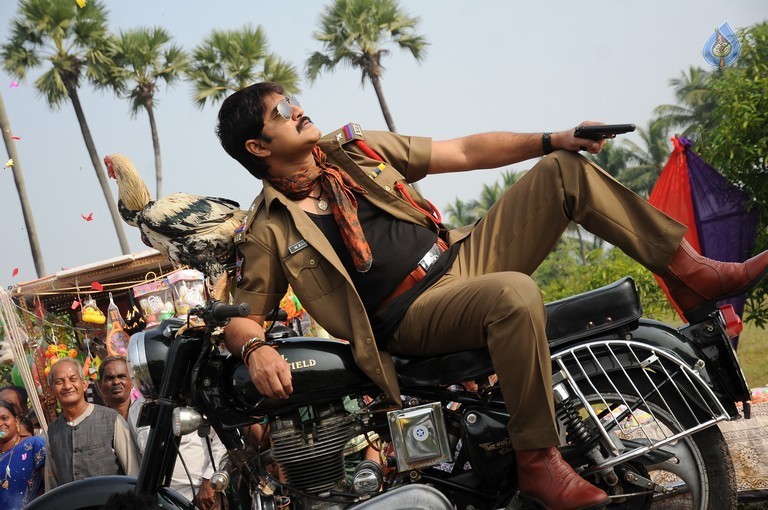 Natu Kodi Movie Photos - 9 / 16 photos