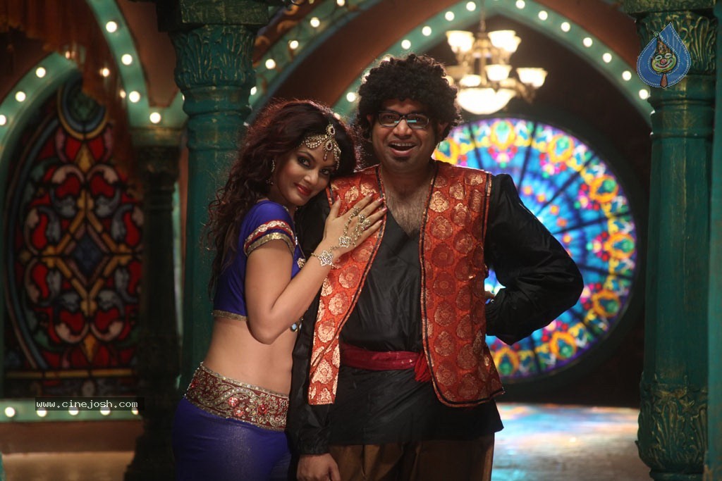 Naughty Boys Movie New Stills - 101 / 120 photos