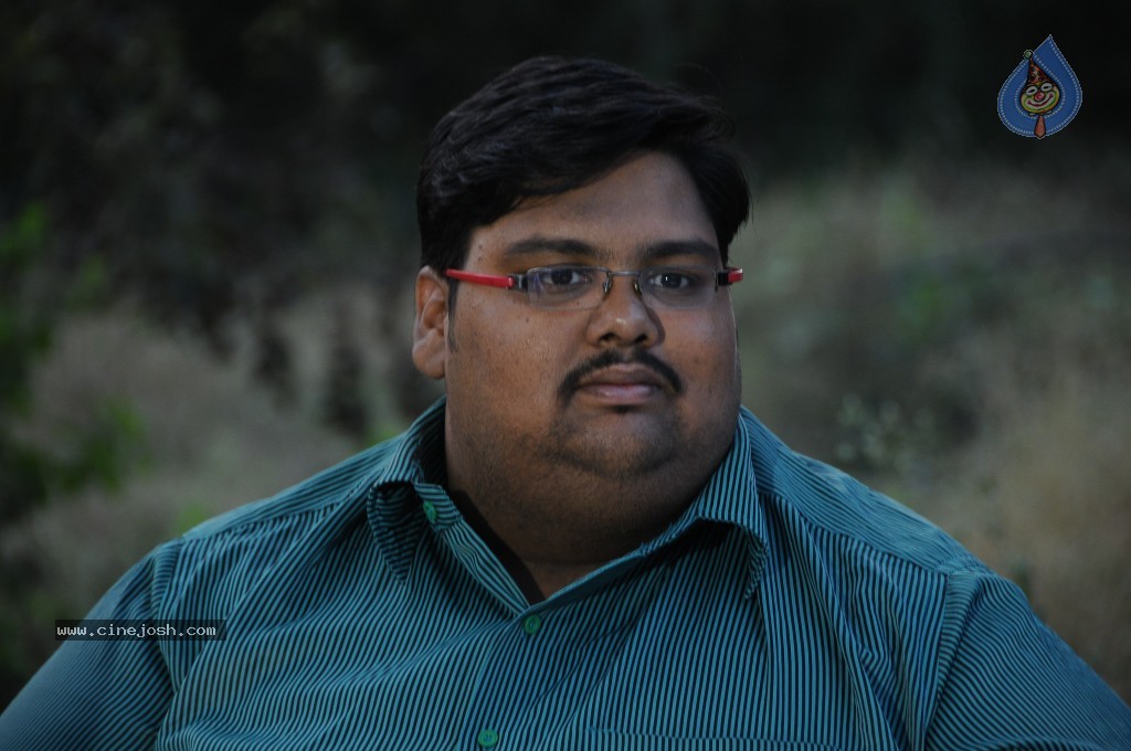Navvula Sandadi Movie Stills - 9 / 48 photos