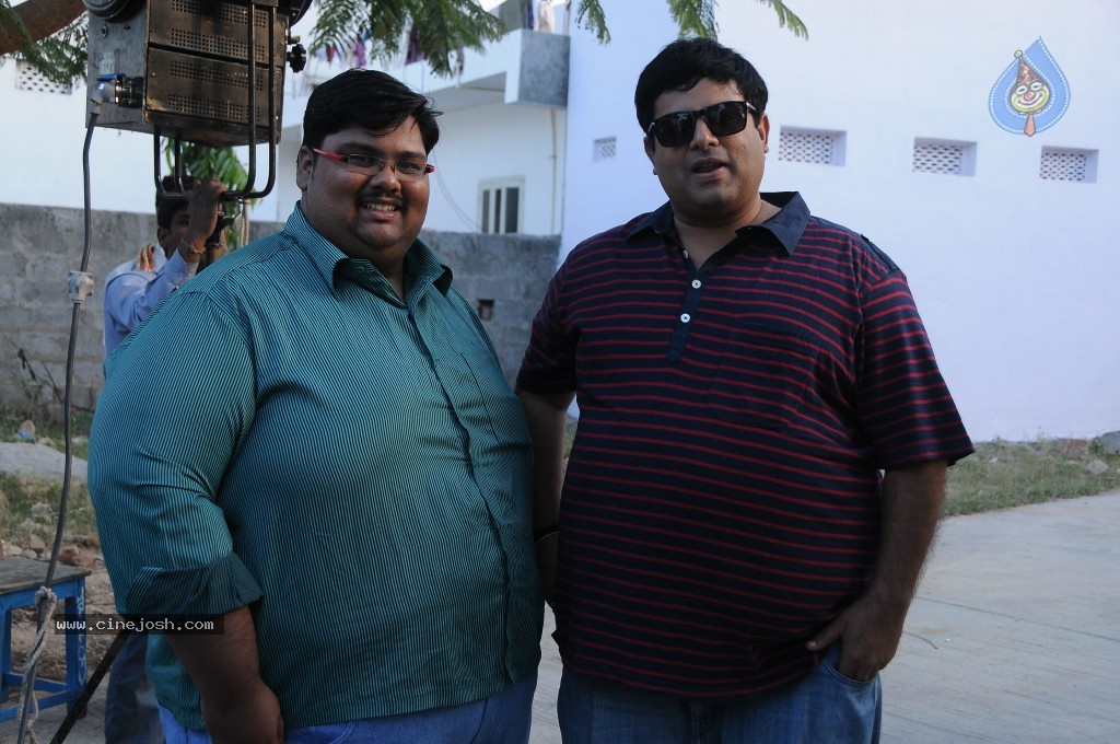 Navvula Sandadi Movie Stills - 41 / 48 photos