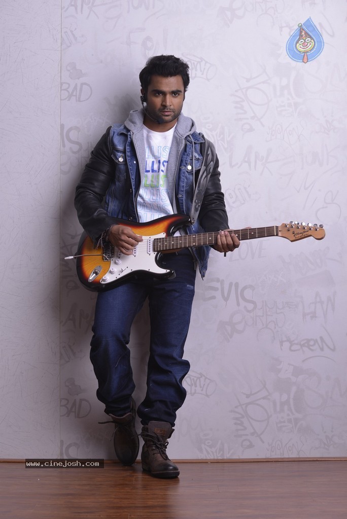 Nee Jathaga Nenudali Movie Stills - 15 / 21 photos