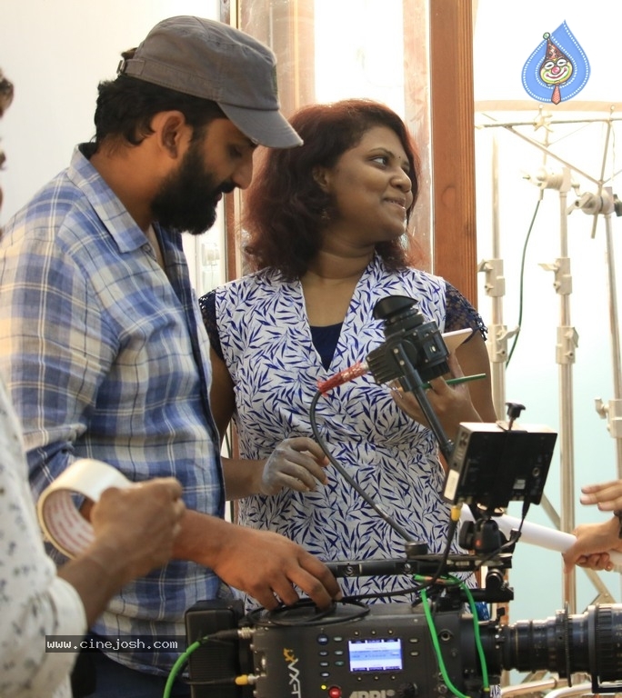 Nee Venakale Nadichi Song Working Stills And Poster - 3 / 14 photos