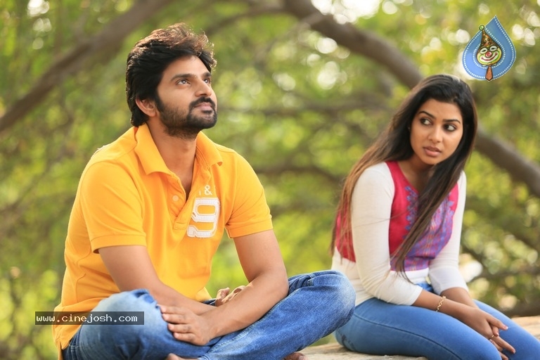 Needi Naadi Oke Katha Stills - 1 / 3 photos