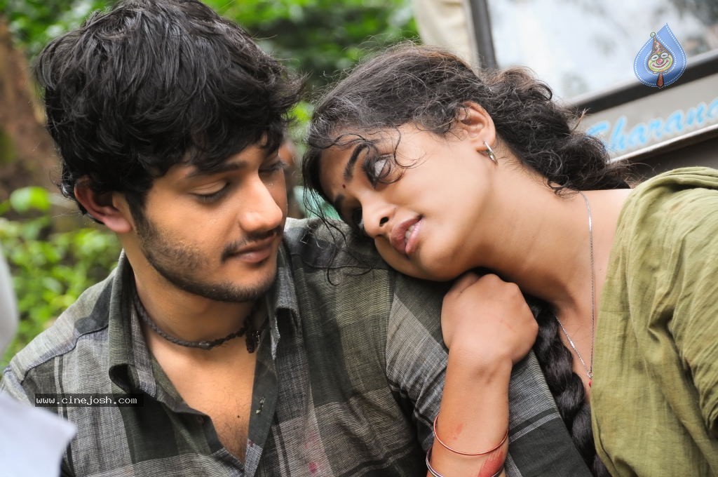 Neeku Naaku Dash Dash Movie Stills - 19 / 57 photos