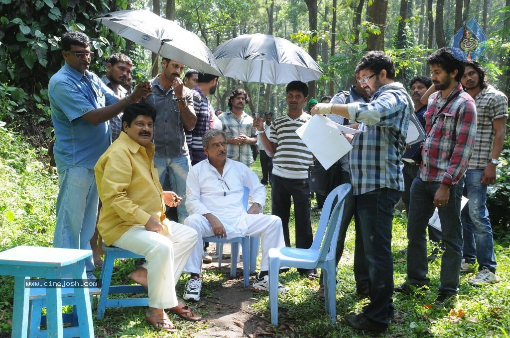 Neeku Naaku Dash Dash Movie Stills - 23 / 57 photos