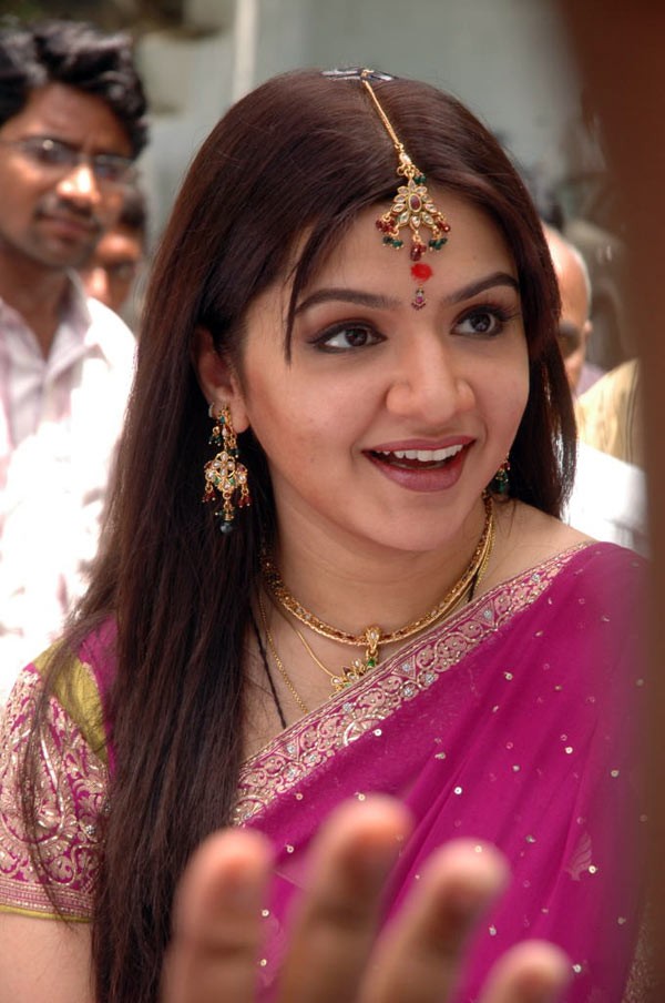 Neelaveni Movie Stills - 2 / 50 photos