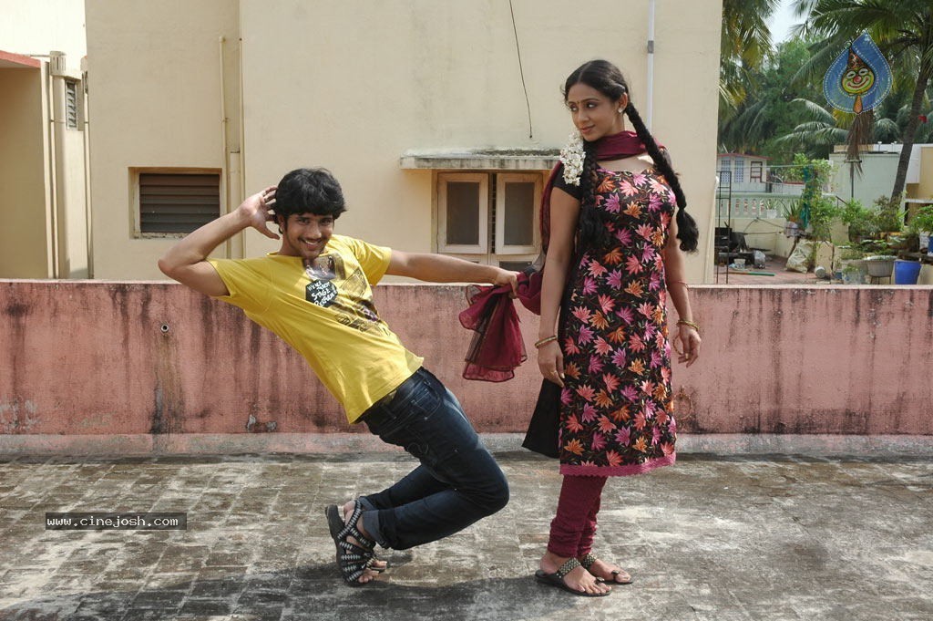 Neengatha Ennam Tamil Movie Stills - 31 / 64 photos