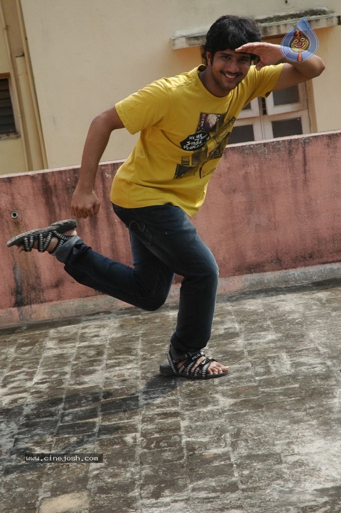 Neengatha Ennam Tamil Movie Stills - 41 / 64 photos