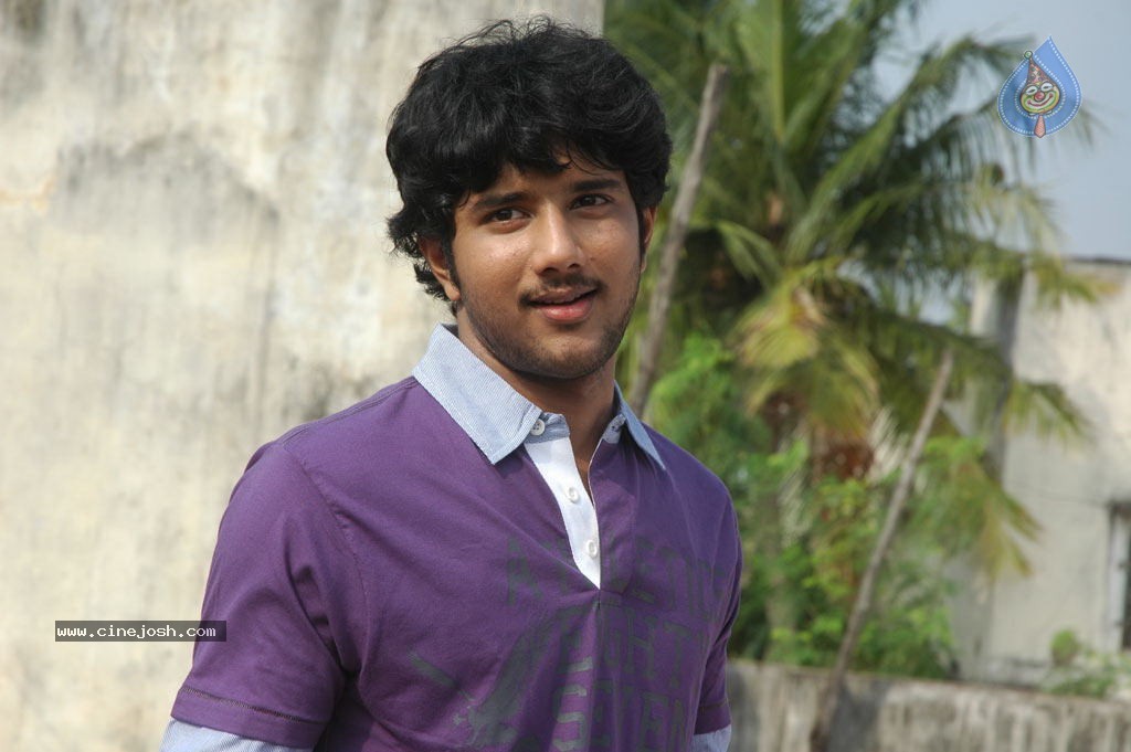 Neengatha Ennam Tamil Movie Stills - 44 / 64 photos