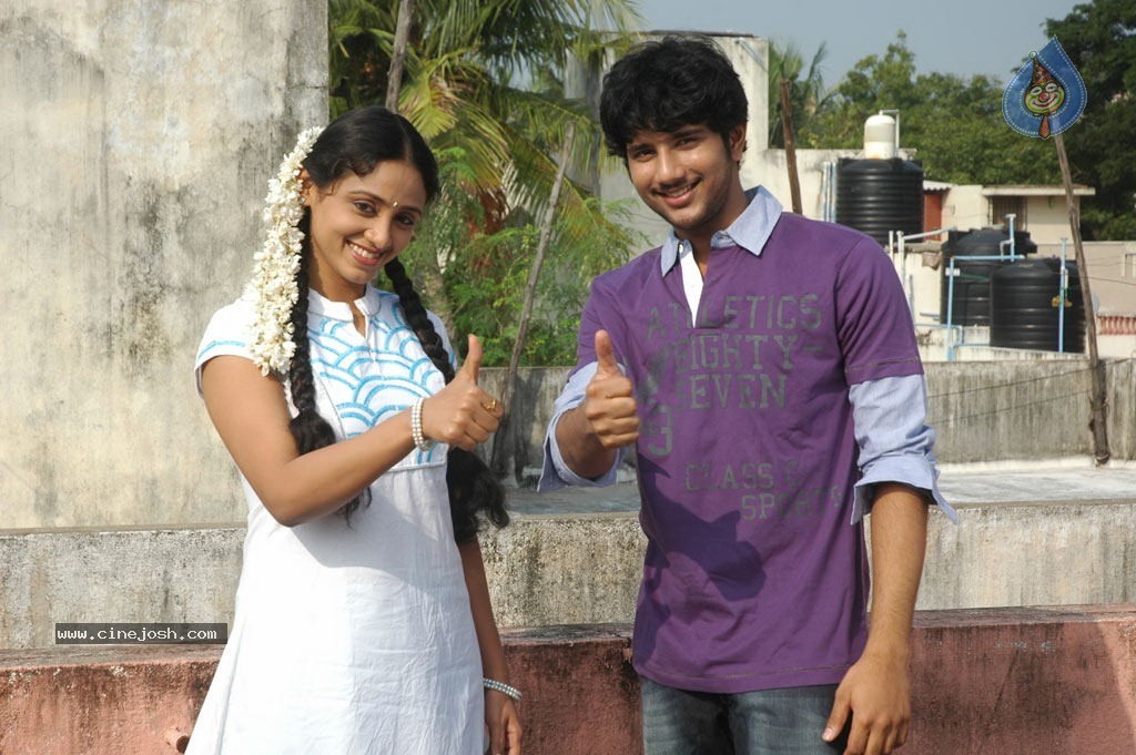 Neengatha Ennam Tamil Movie Stills - 51 / 64 photos