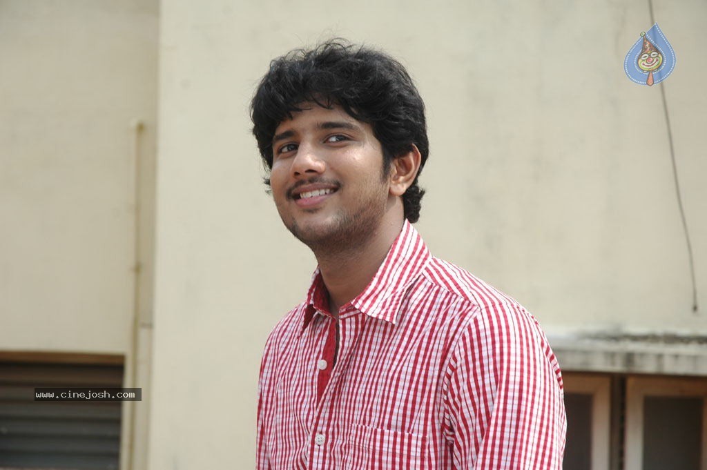 Neengatha Ennam Tamil Movie Stills - 59 / 64 photos