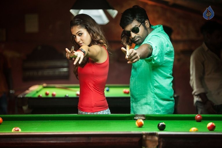 Nenoo Rowdine Movie Photos - 17 / 32 photos