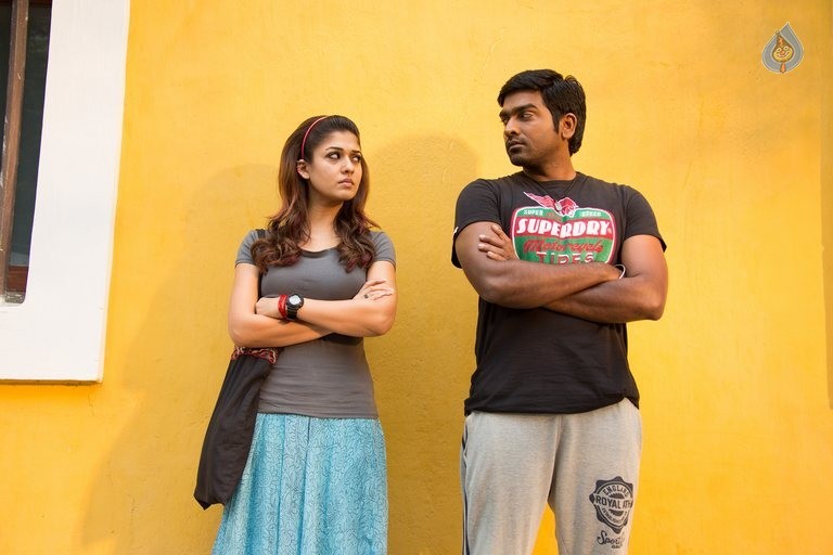 Nenoo Rowdine Movie Photos - 20 / 32 photos