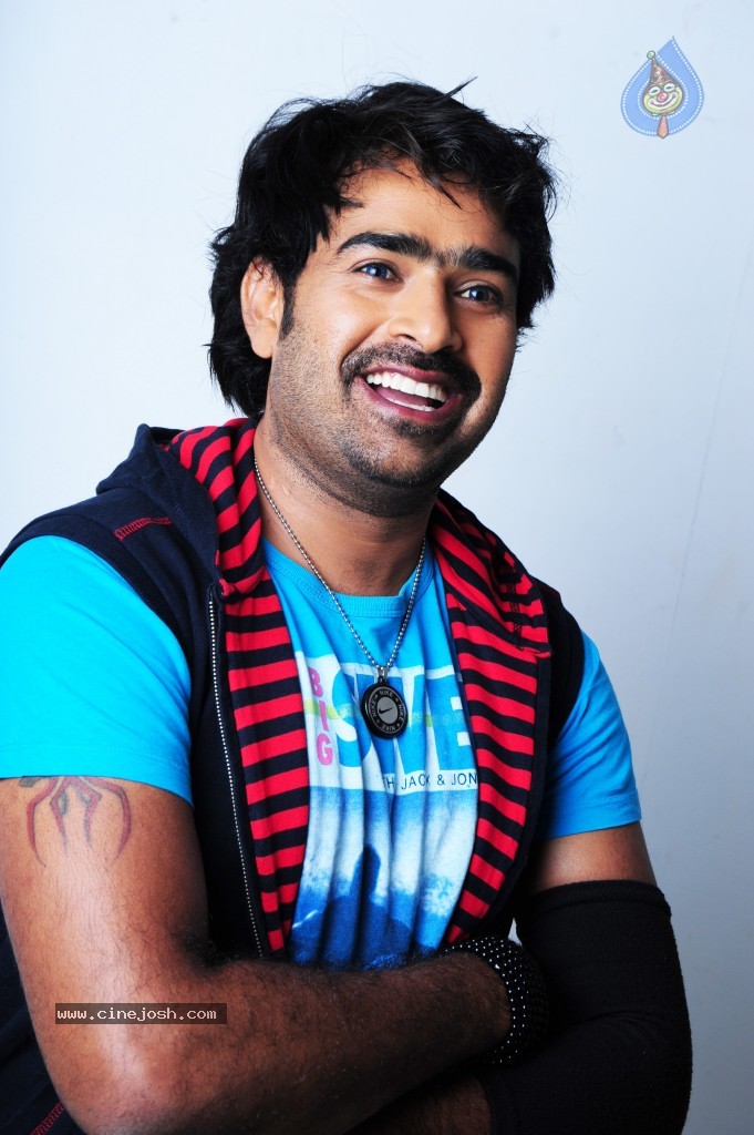 Nenu Chala Worst Movie Posters - 15 / 21 photos