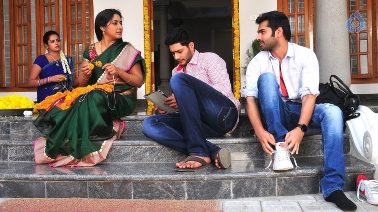 Nenu Sailaja Photos and Posters - 21 / 32 photos