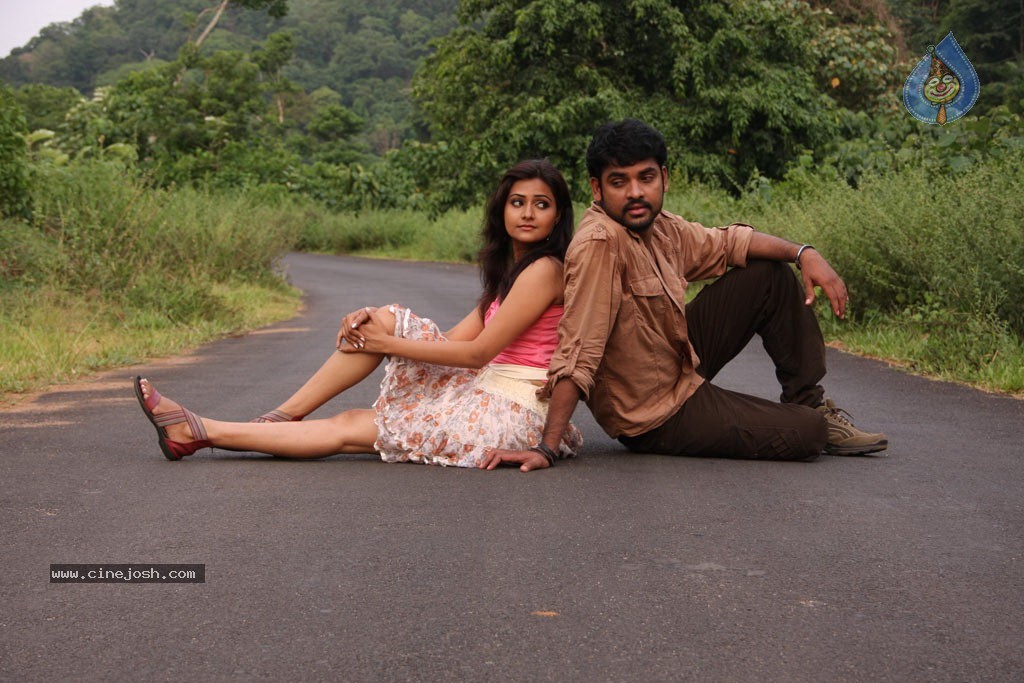 Netru Indru Tamil Movie Hot Stills - 16 / 62 photos