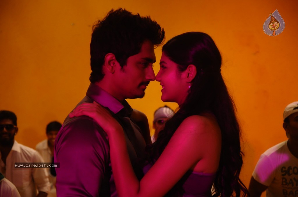 NH 4 Movie Stills n Walls - 31 / 51 photos