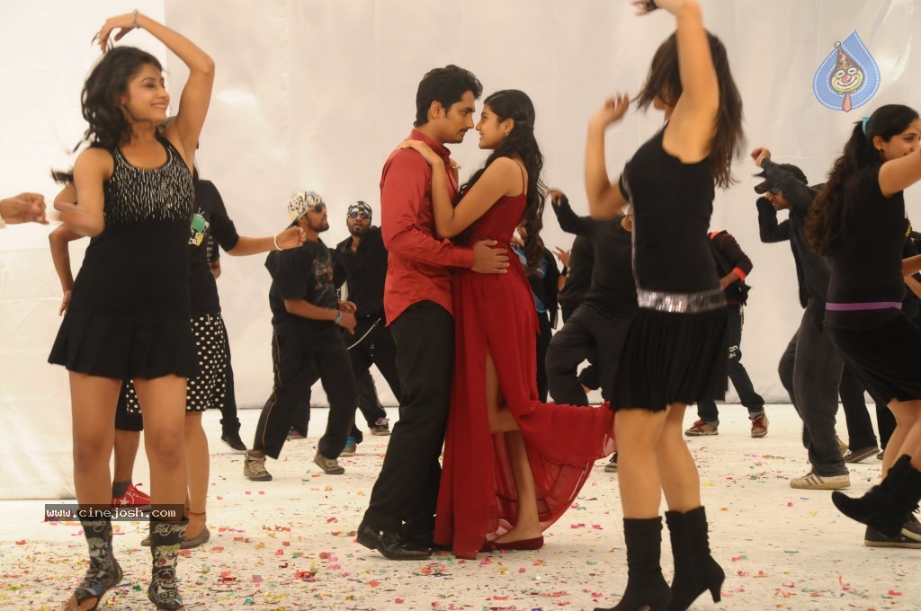 NH 4 Movie Stills n Walls - 46 / 51 photos