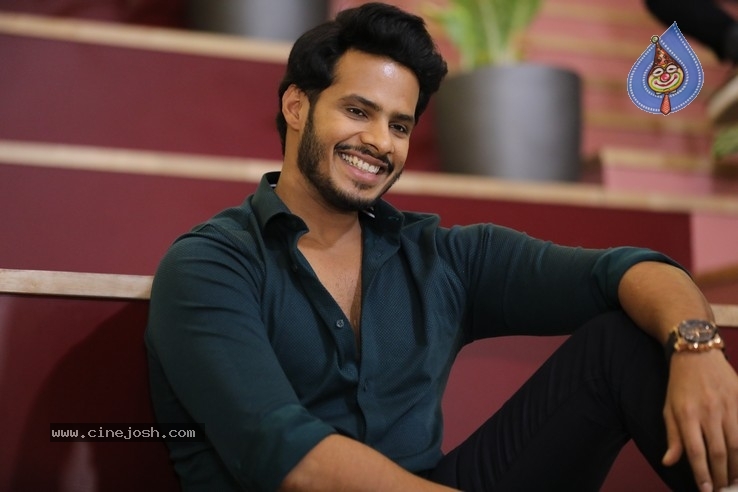 Nikhil Kumar Stills And Poster - 2 / 3 photos