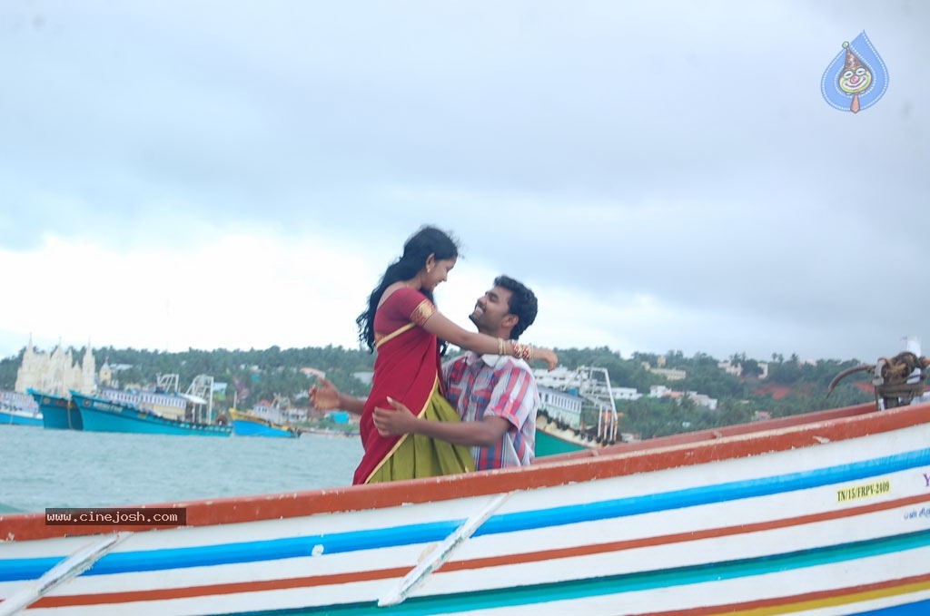 Nila Methu Kathal Tamil Movie Hot Stills - 32 / 70 photos