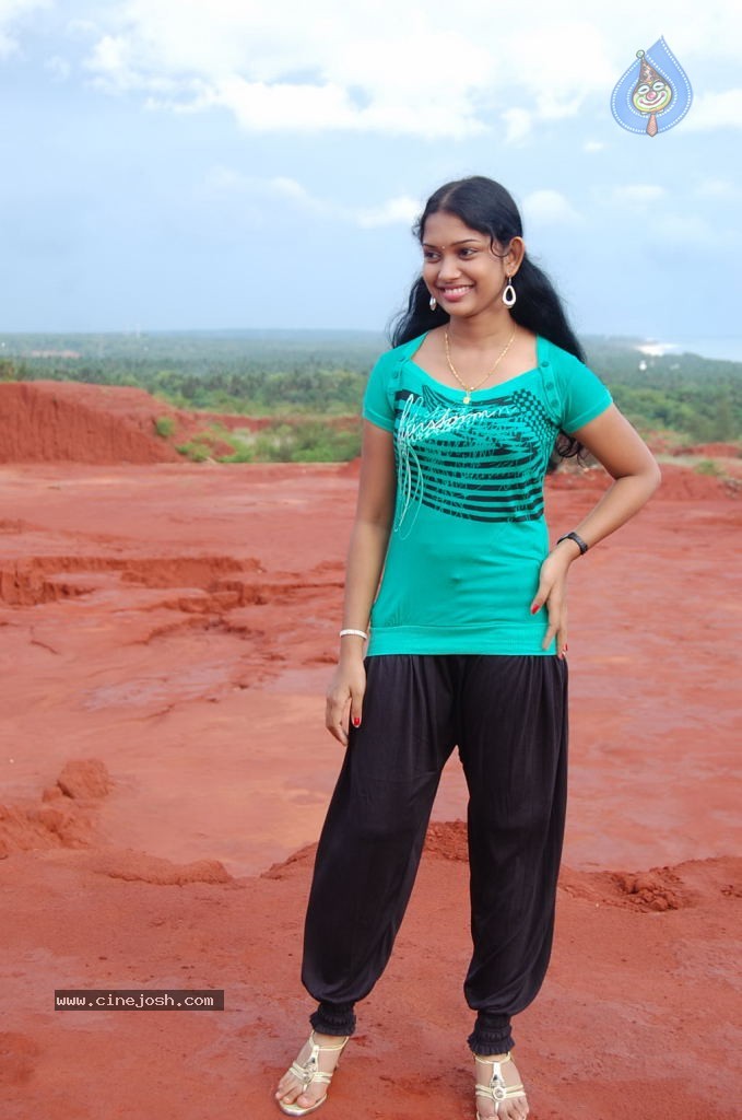 Nila Methu Kathal Tamil Movie Hot Stills - 47 / 70 photos
