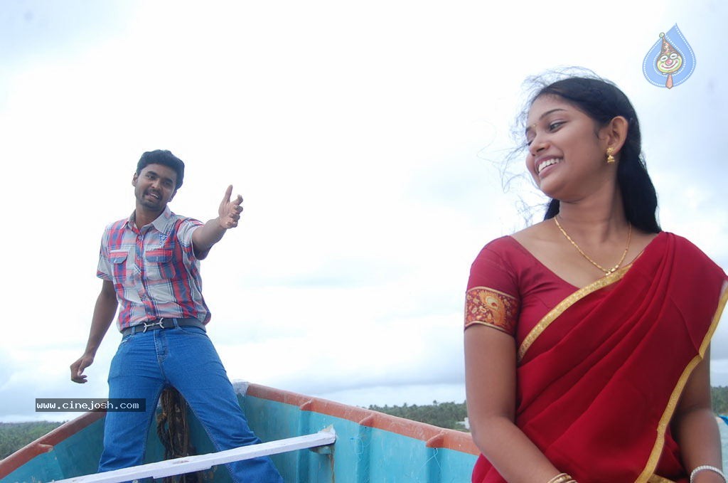 Nila Methu Kathal Tamil Movie Hot Stills - 56 / 70 photos